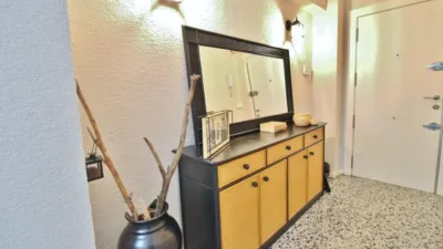Flat on Calle del Pinoso photo 14