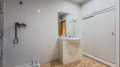 Ground floor flat on Carrer del Concili Egarenc photo 11