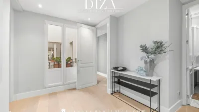 Apartment on Calle del Conde de Aranda photo 25