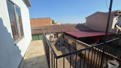 Chalet on Calle de la Victoria photo 4