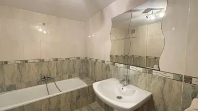 Apartment on Calle del Ingeniero Sanchiz Pujalte, 19 photo 5