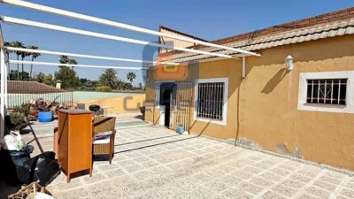 Apartment in Travalón photo 4