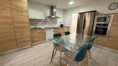 Apartment on Carrer Federico García Lorca photo 10