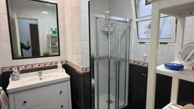 Piso en venta en Calle de Nicolás Estévanez, cerca de Calle Doctor Grau Bassas, Puerto Canteras (Las Palmas de Gran Canaria) de 425.000 €