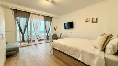 Apartment at Calle del Poeta Vila y Blanco, 4 photo 2