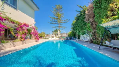Chalet on Carrer Font Bugaya photo 21