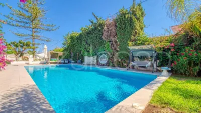 Chalet on Carrer Font Bugaya photo 18