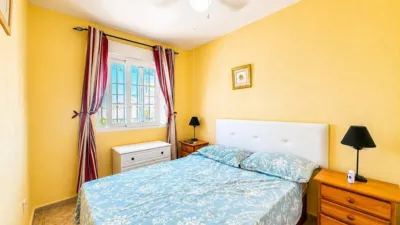 Semi-detached house on Calle C-2 P Flamenca Sur photo 12