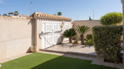Chalet on Calle Nicolás Bussi photo 62