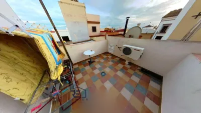 Semi-detached house on Calle San Isidro photo 8