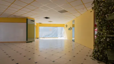 Local comercial en alquiler en Calle de la Torre, 88, cerca de Calle del Cabo Ponte Anido - Més