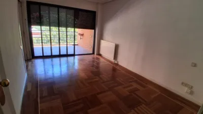 Apartment on Costa Brava Street photo 2