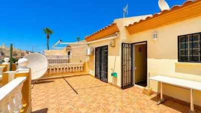 Semi-detached house on Calle C-2 P Flamenca Sur photo 17