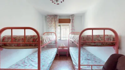 Apartment on Calle de Rodrigo de Triana photo 16