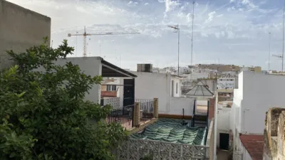 House in the Centre photo 5