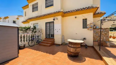 Semi-detached house on Calle C-2 P Flamenca Sur photo 27