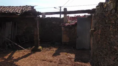 Casa en venta en Calle Curbian-Pq Curbian S Mart, Ambreixo (Palas de Rei) de 76.900 €