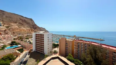 Apartment on Avd. Carlos III photo 7