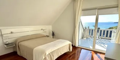 Chalet on Calle Montalvo-Noalla photo 17