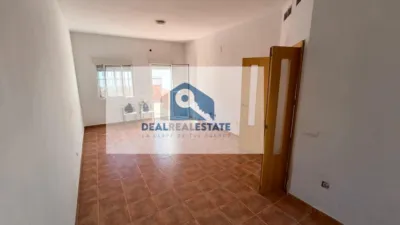 House on Calle Cristobal Toral photo 5