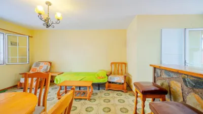 House on Urbano Arregui Street, 58 photo 9