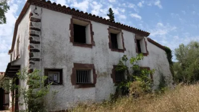 Historic Masia to be Restored in Can Coll 4 photo 6