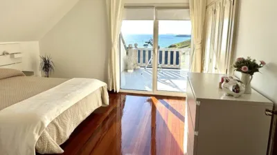 Chalet on Calle Montalvo-Noalla photo 16