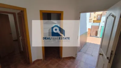 House on Calle Cristobal Toral photo 2