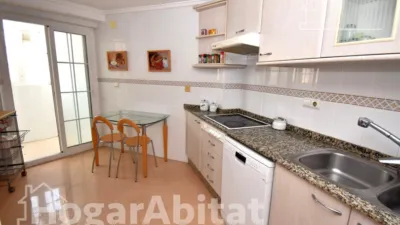 Attic in Carrer de Torrent photo 9