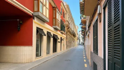 Apartment on Carrer de la Pau, 1 photo 19