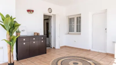 Chalet on Calle Nicolás Bussi photo 25