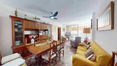 Apartment on Calle de Rodrigo de Triana photo 2