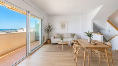 Apartment on Calle del Pintor Marià Carbonell Llopis photo 8