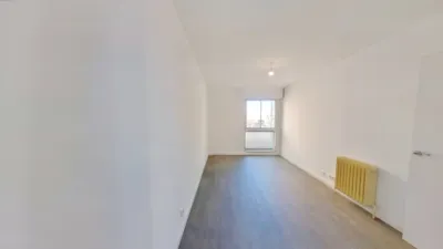 Apartment in Orcasitas photo 10