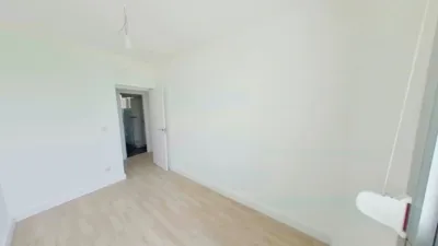 Flat in Parla photo 14