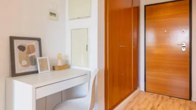 Apartment on Avenida de los Hermanos Machado photo 3