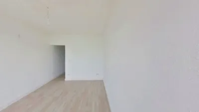 Flat in Parla photo 5