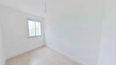 Flat in Parla photo 12