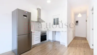Apartment on Carrer de Las Navas de Tolosa photo 8