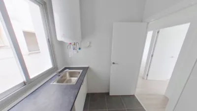 Flat in Parla photo 22