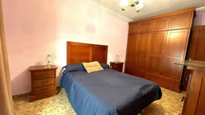 Apartment in University Area photo 7