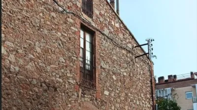 House in - Centre photo 6