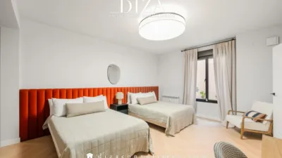 Apartment on Calle de Narváez photo 27