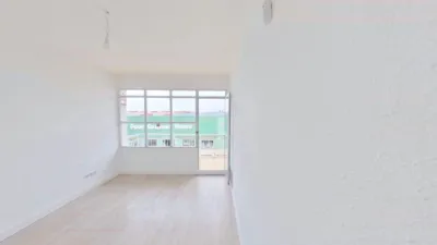 Flat in Parla photo 3