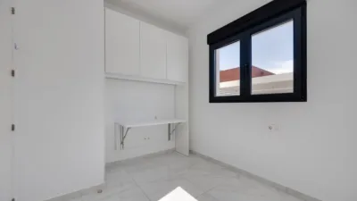 Terraced house on Calle Carmen Laforet, No. 3 photo 4