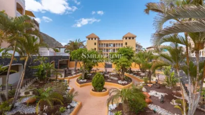 Duplex on Calle Caleta photo 64
