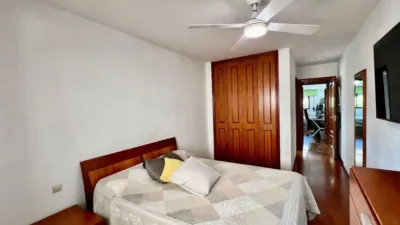 Flat in Castellarnau photo 15