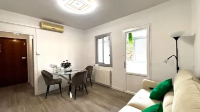 Apartment in Passatge del Progrés photo 2