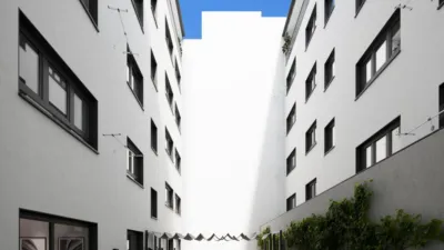 Apartment on Calle de Biarritz photo 3