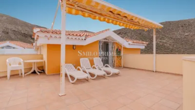 Duplex on Calle Caleta photo 14